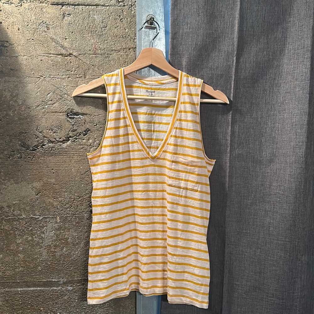 Women’s XS Yellow- White/Cream Striped Tank Top *New w/ out Tag*